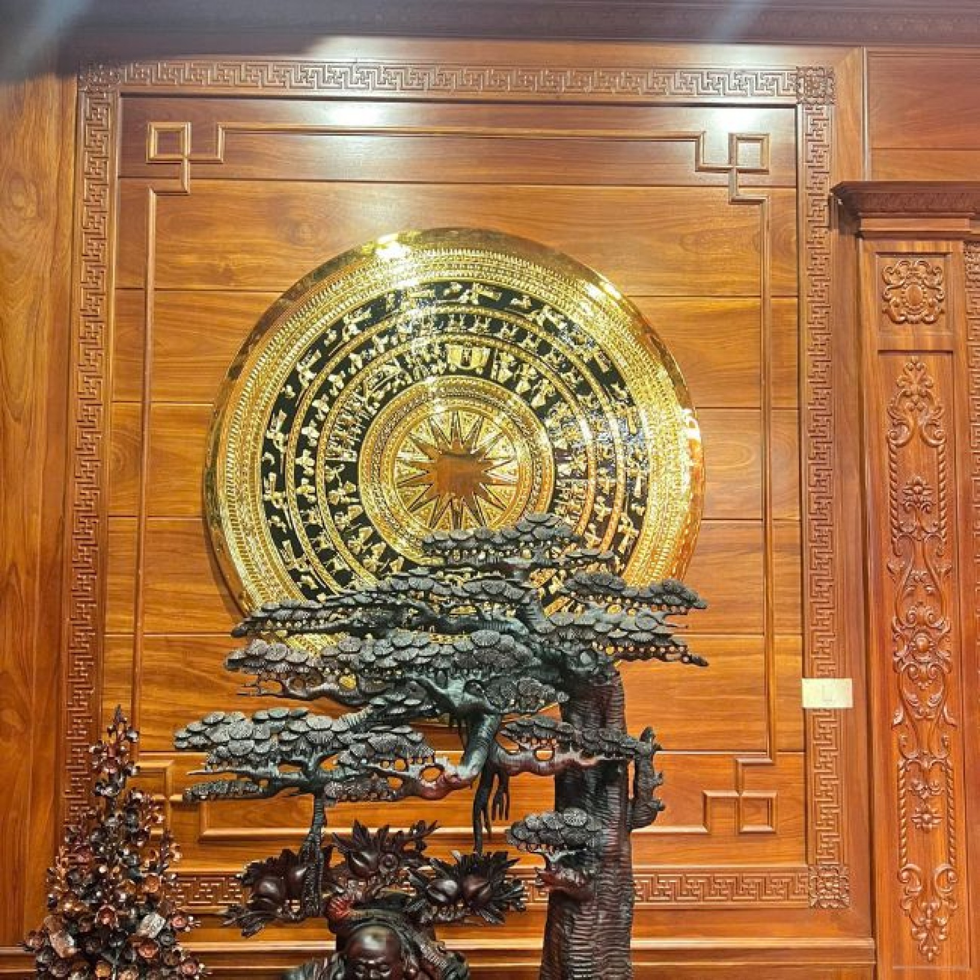 Hoàn thiện bàn giao mặt trống đồng gò mạ vàng 1m2 tại Vũ Thư